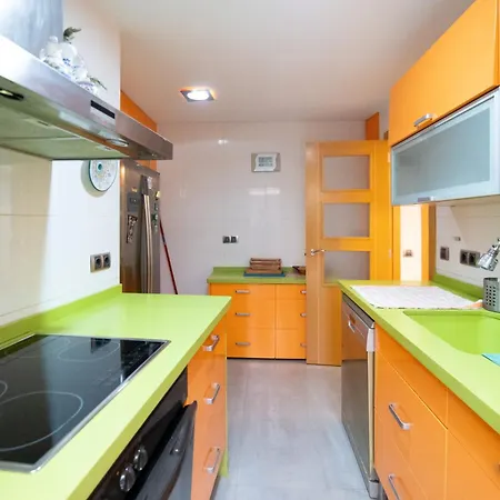 2br In Valencia's Old Town *